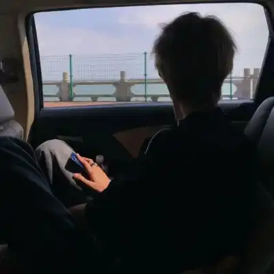 逢今瑶